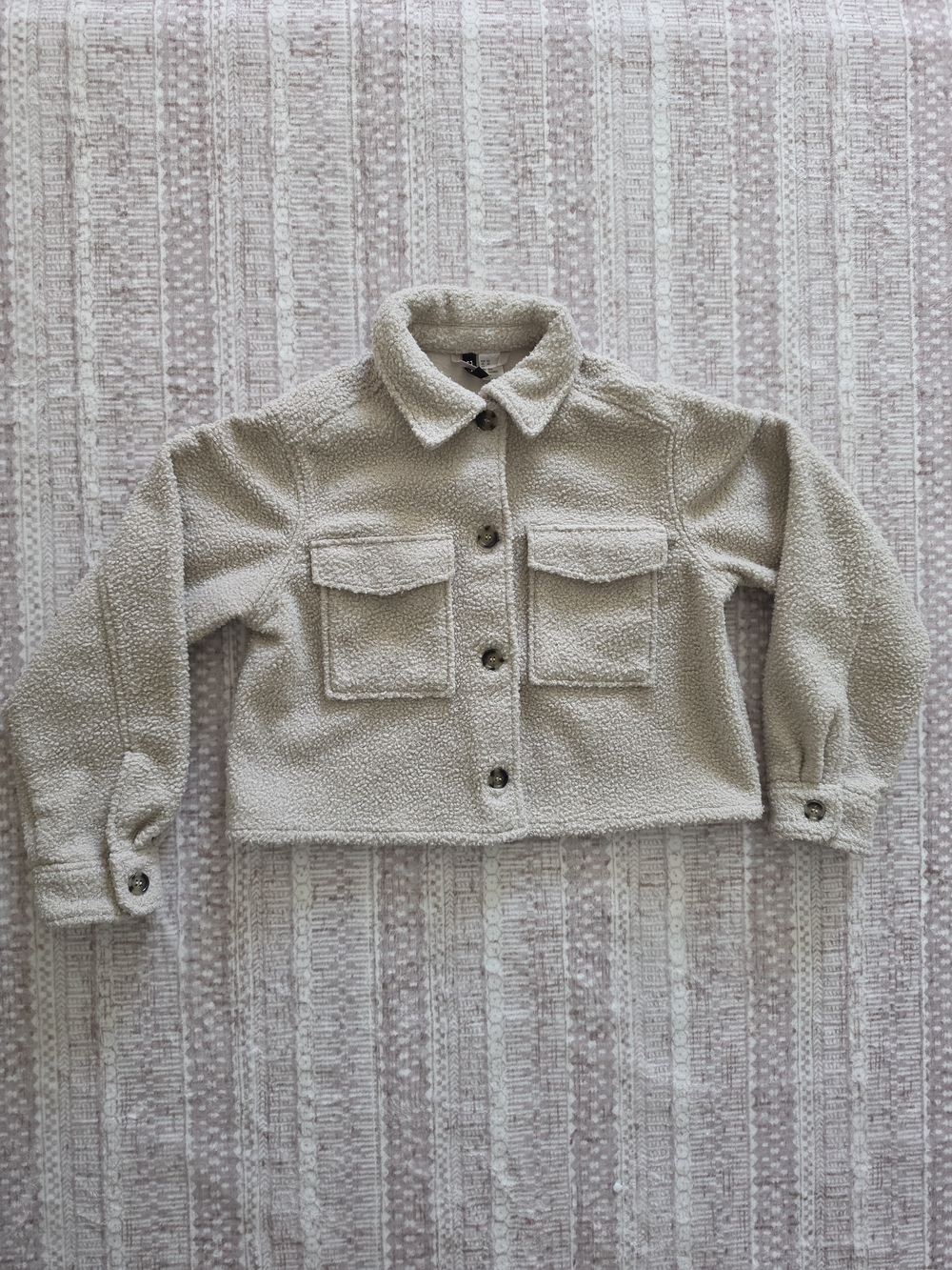 H&M Cream Sherpa Button Up Jacket Shacket - Size XS Extra Small